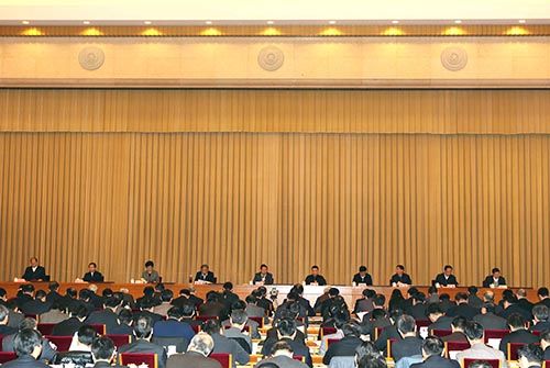 1月24日，2013年全國環(huán)境保護工作會議在京召開，環(huán)境保護部部長周生賢出席并講話。 中國環(huán)境報記者王亞京攝