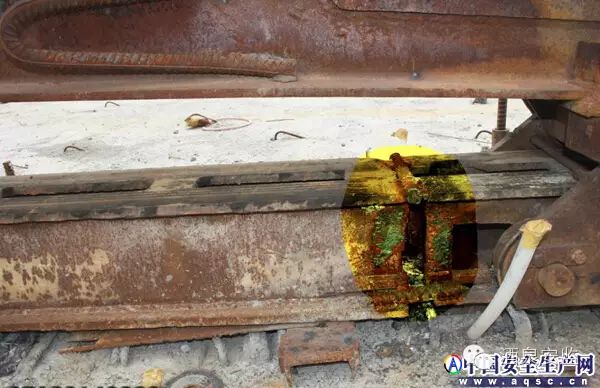 掛籃懸臂澆筑施工現(xiàn)場(chǎng)常見(jiàn)的安全隱患_11