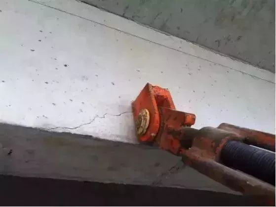 爬架施工，這9個安全隱患監理要重點關注！_9