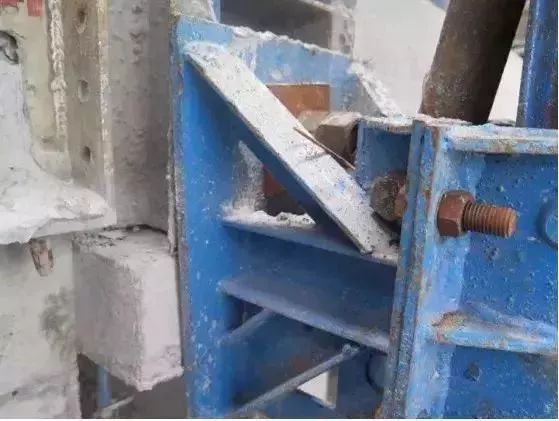 爬架施工，這9個安全隱患監理要重點關注！_17